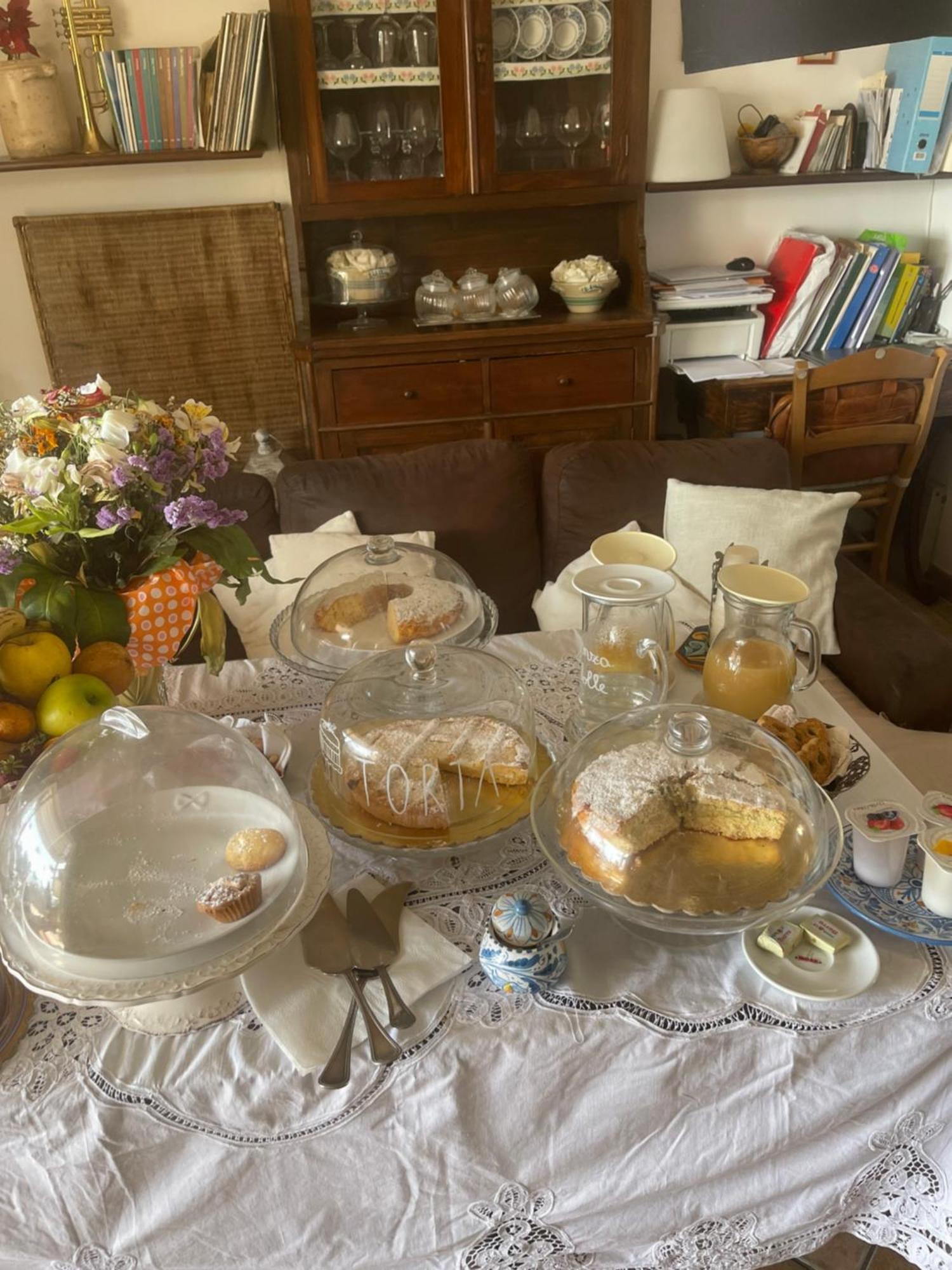 Casa Tipica Siciliana Patronale Home Bedandbreakfast Tremetrisoprailcielo Camere Con Vista, Colazione Interna In Terrazzo Panoramico กัลตาจีโรเน ภายนอก รูปภาพ