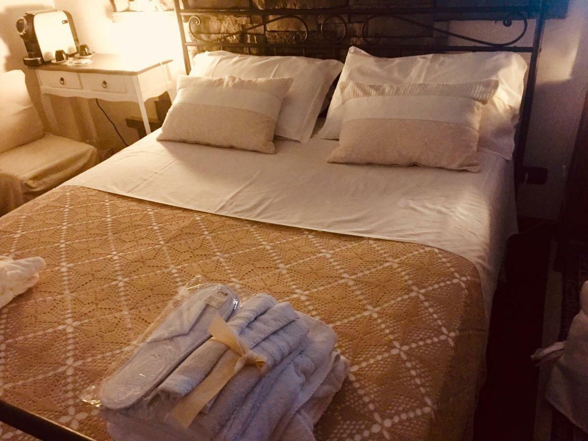 Casa Tipica Siciliana Patronale Home Bedandbreakfast Tremetrisoprailcielo Camere Con Vista, Colazione Interna In Terrazzo Panoramico กัลตาจีโรเน ภายนอก รูปภาพ