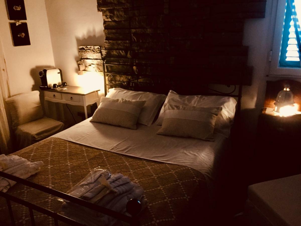 Casa Tipica Siciliana Patronale Home Bedandbreakfast Tremetrisoprailcielo Camere Con Vista, Colazione Interna In Terrazzo Panoramico กัลตาจีโรเน ภายนอก รูปภาพ
